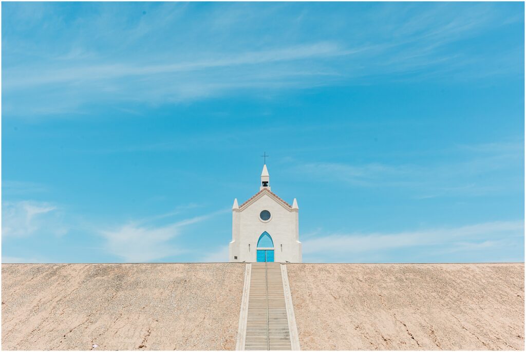 A Day in Yuma, Arizona. California roadside attractions: Felicity, CA: Center of the World Plaza pyramid chapel.