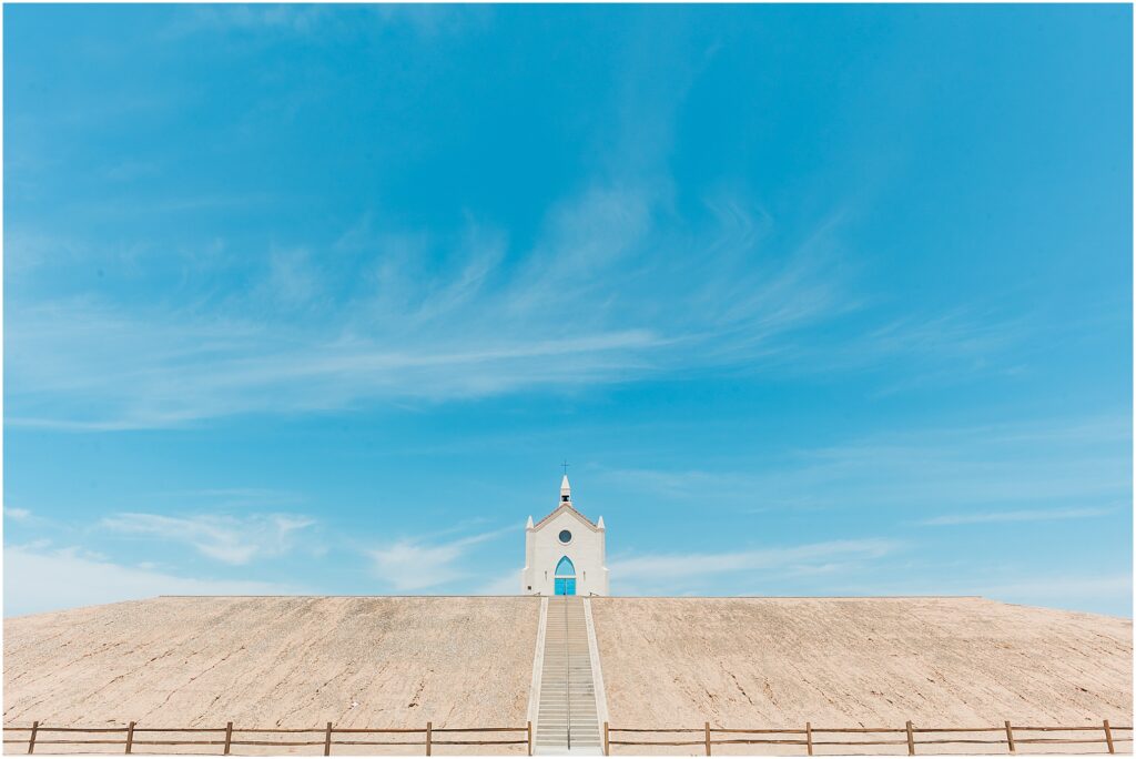 A Day in Yuma, Arizona. California roadside attractions: Felicity, CA: Center of the World Plaza pyramid chapel.