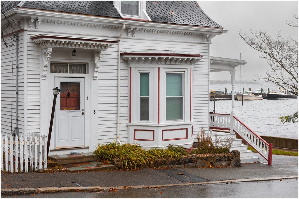 Salem, Massachusetts for Halloween. Max and Dani's House from Hocus Pocus - 4 Ocean Ave. Salem, MA