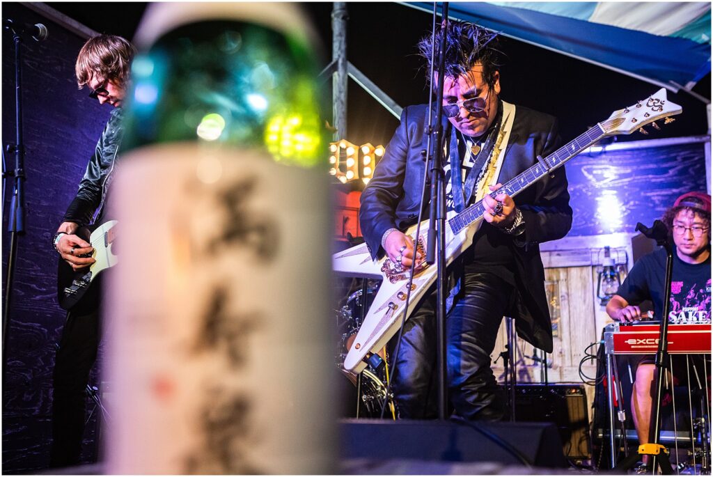 The Support Sake Tour! American rock band, The Falling Doves, traveled around Japan to perform their music and help bring some awareness to the diminishing Japanese sake industry by bridging music and culture. - SURFERS, Zushi Beach