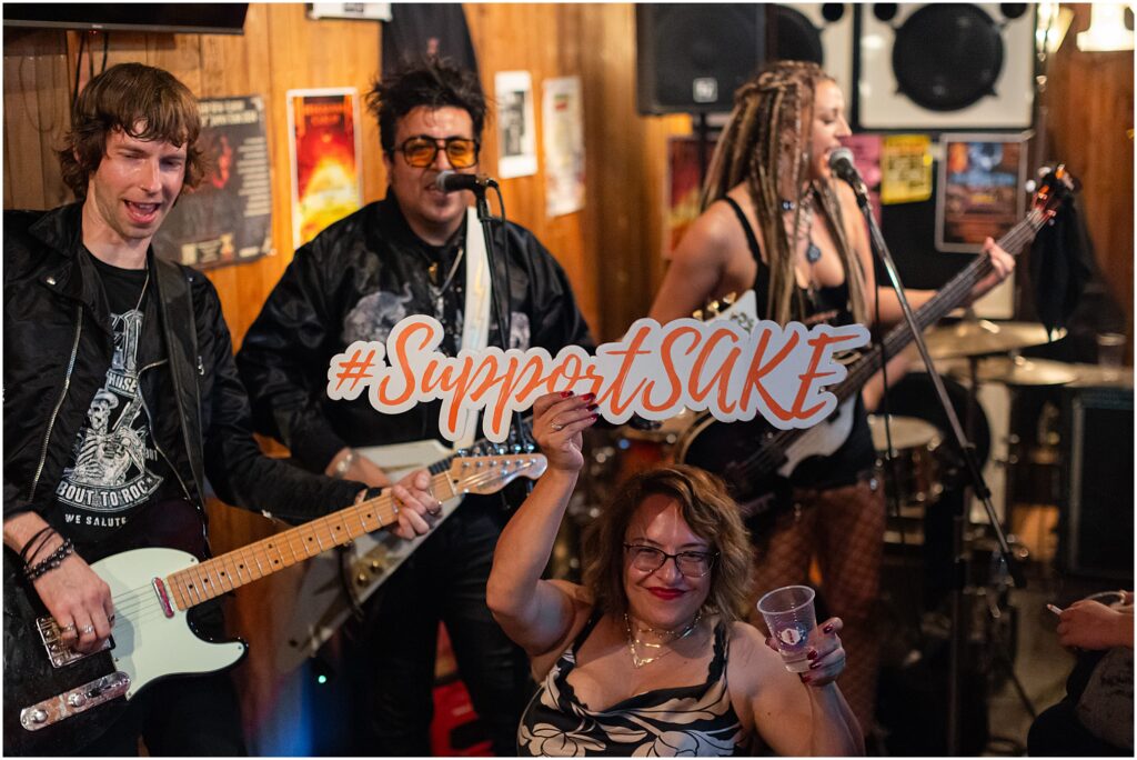 The Support Sake Tour! American rock band, The Falling Doves, traveled around Japan to perform their music and help bring some awareness to the diminishing Japanese sake industry by bridging music and culture. - YOKOSUKA, Moai & Capi.