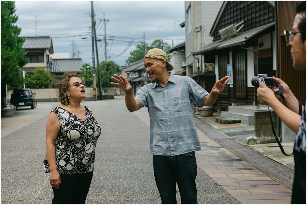 The Support Sake Tour! American rock band, The Falling Doves, traveled around Japan to perform their music and help bring some awareness to the diminishing Japanese sake industry by bridging music and culture. - Masuizumi Saseki. Masuda Sake Company located in Iwase, Toyama.