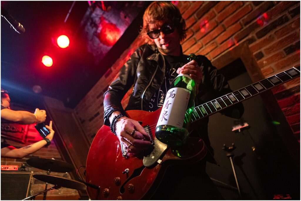 The Support Sake Tour! American rock band, The Falling Doves, traveled around Japan to perform their music and help bring some awareness to the diminishing Japanese sake industry by bridging music and culture. - Shibuya, Tokyo - Ruby Room.